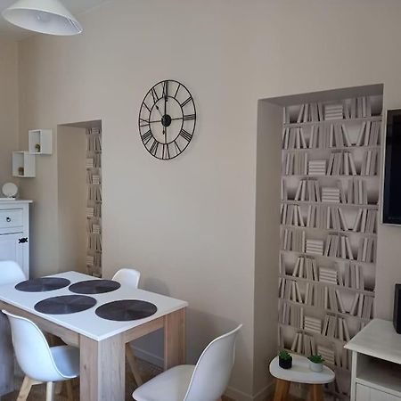 Le Cocoon De Py - Superbe T2 Au Calme Avec Garage Apartman Bagnères-de-Bigorre Kültér fotó